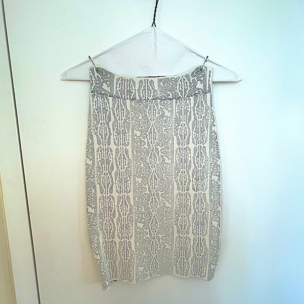 BCBG Max Azria Printed Pencil Midi Skirt | Size XS | Worn 2x